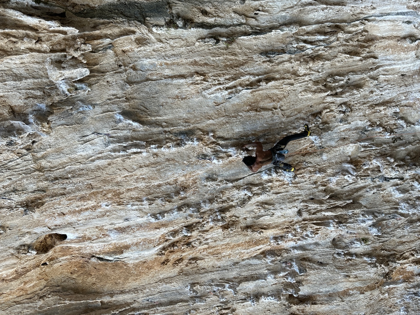 Stemming through tufas around the third bolt on DNA